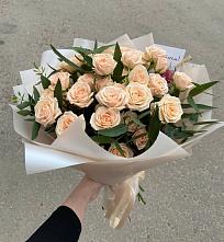 Букет Кремовые розы Латте во Владивостоке