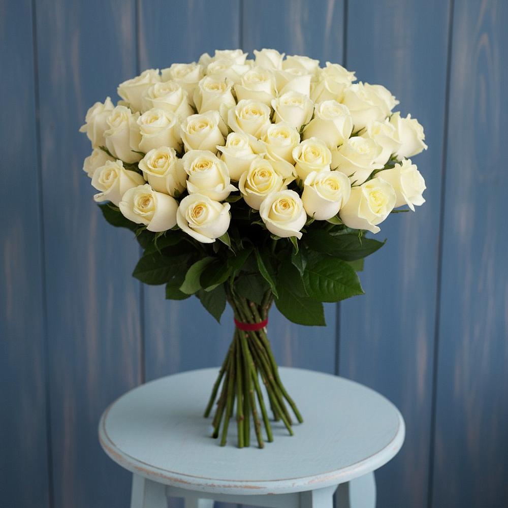 Букет 51 Белая роза Эдлесс Лав во Владивостоке