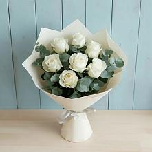 Букет Белые розы в Эвкалипте во Владивостоке