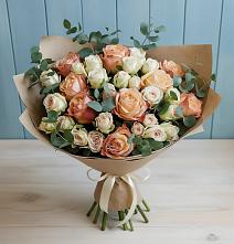 Букет цветов из:  Альстромерии и Розы #REPLACE_PRED# Владивостоке